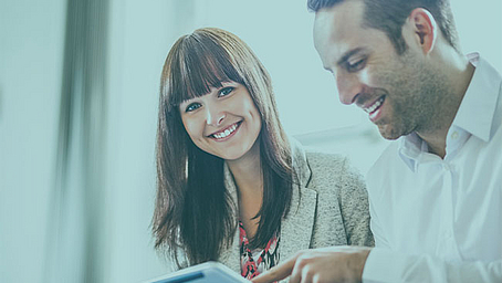 Online zum Geprüften Fachwirt für Versicherungen und Finanzen IHK durchstarten - neues Blended-Learning-Konzept am Studienort München
