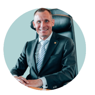 Dr.  Martin Pöll